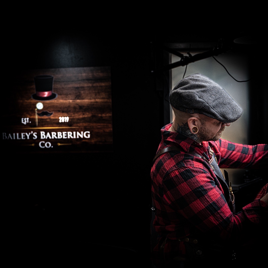 Bailey's / Lexington Barber College